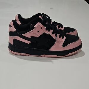 Bape "Goose"  Sz 4.5.  Euc